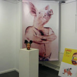 Vista da exposición o Porco é un Icono.