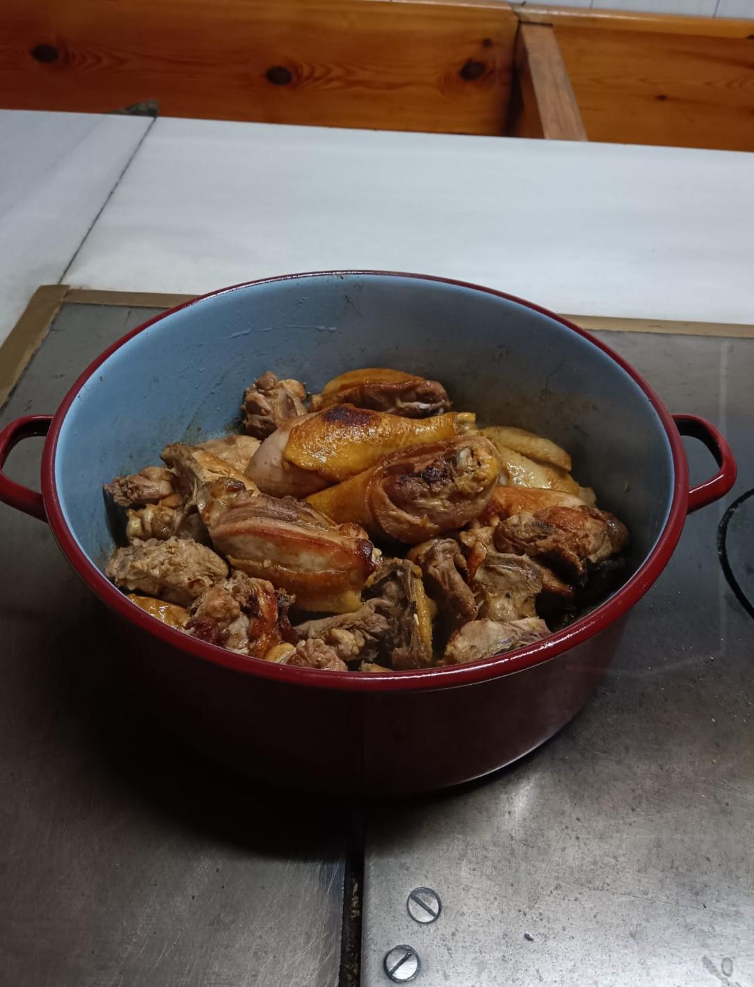 Pitoda casa para a cea de noiteboa