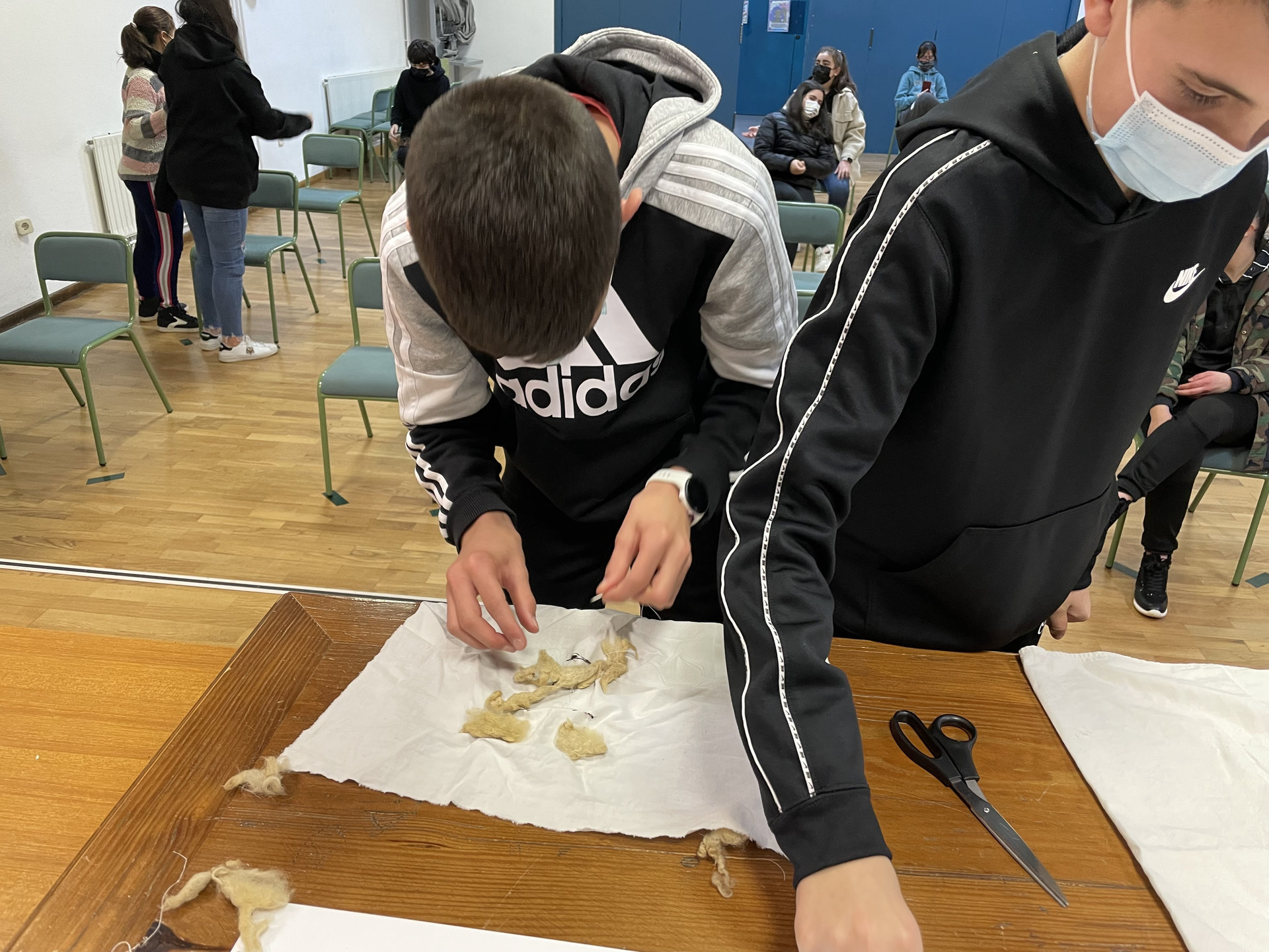 Obradoiro de fabricación de caretas